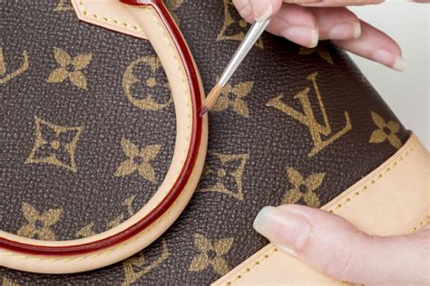 will louis vuitton repair canvas